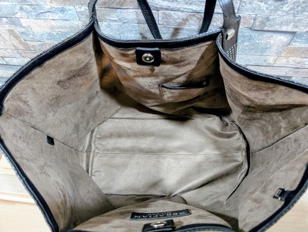 セラピアン　SERAPIAN レザー トートバッグ