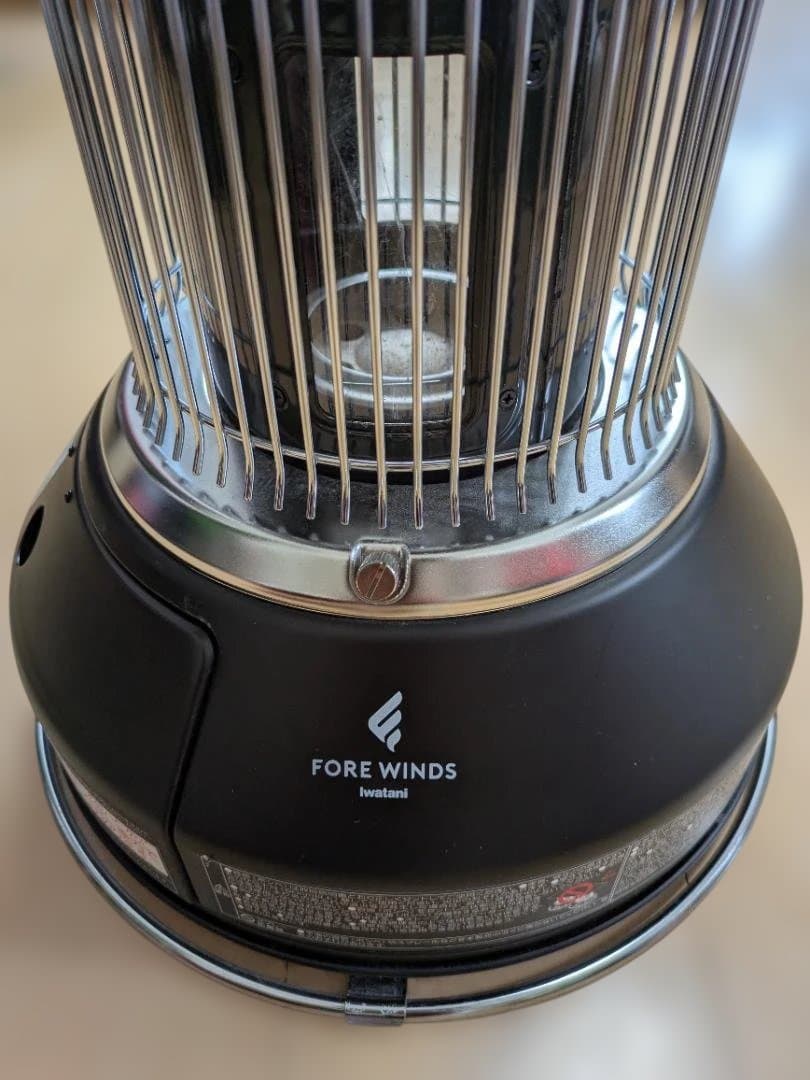 最終値下げ　イワタニ ストーブ 黒