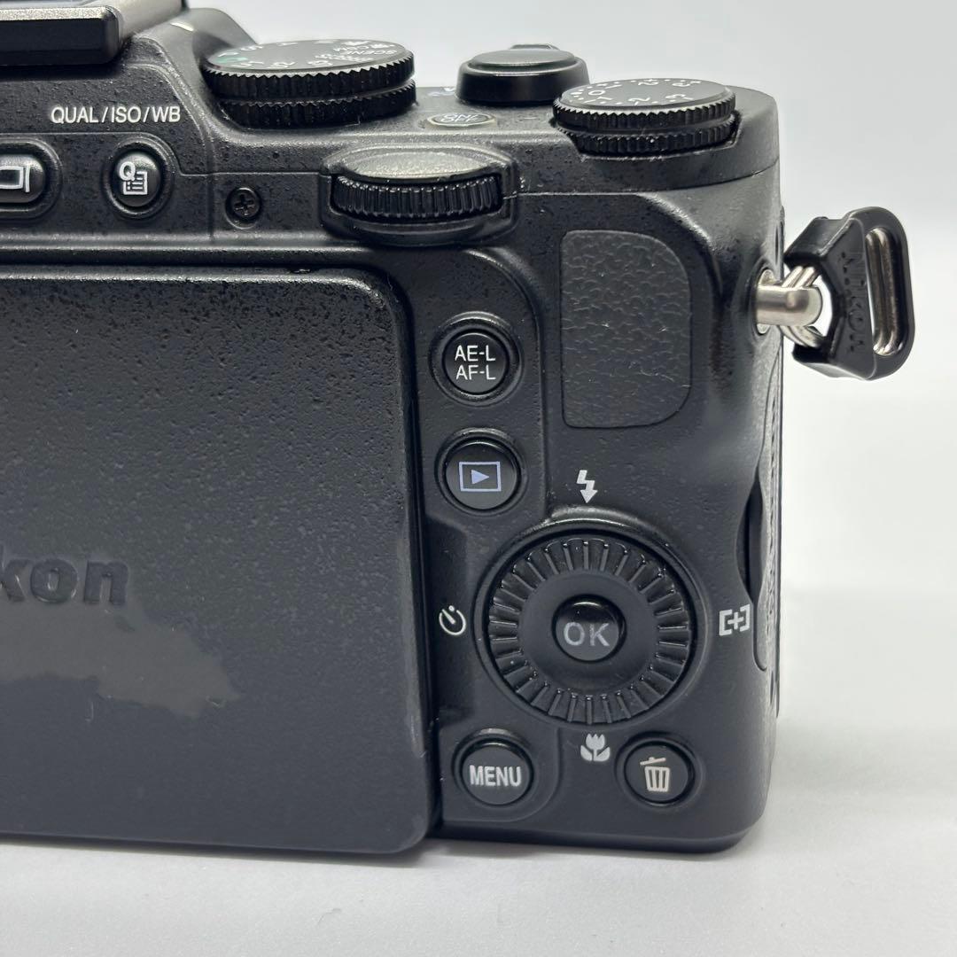 高級コンデジ Nikon COOLPIX P7800