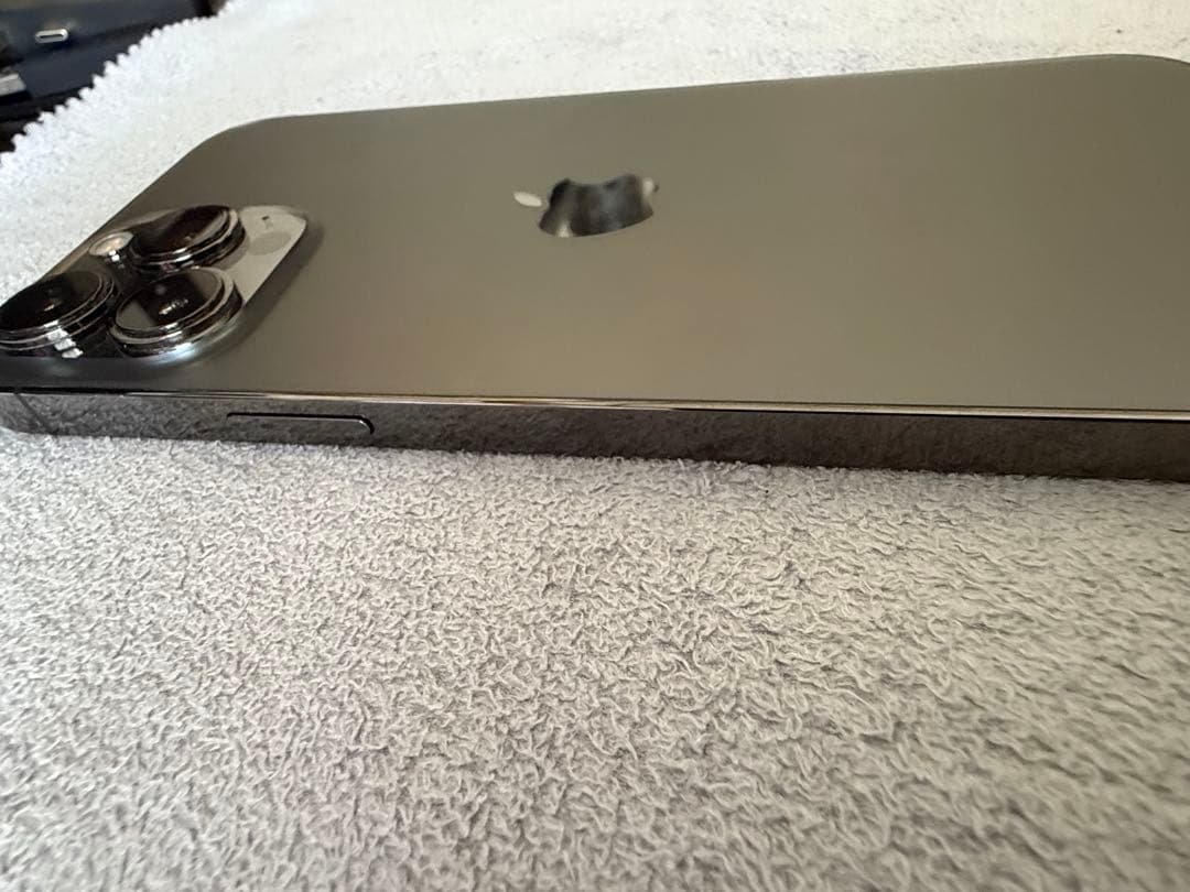 iPhone 13 Pro MAX グラファイト 512GB simフリー