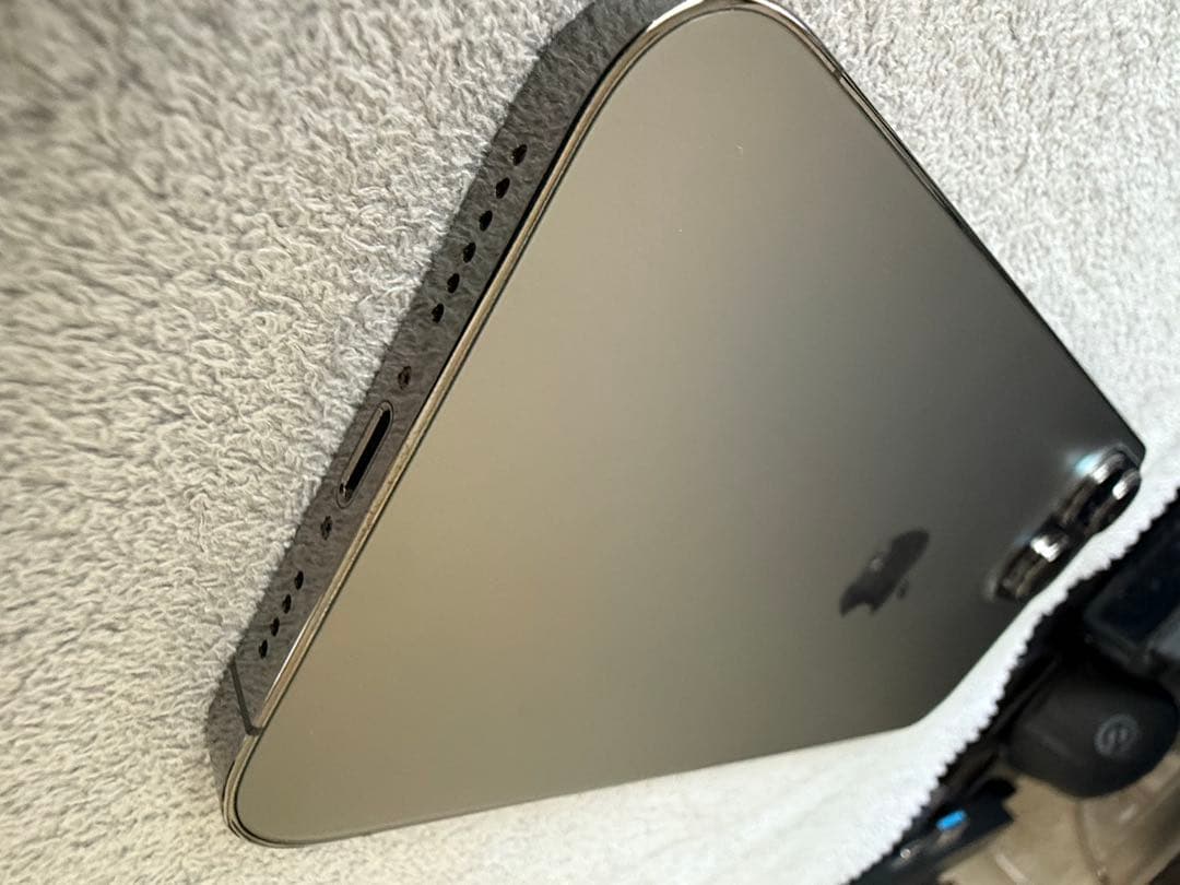 iPhone 13 Pro MAX グラファイト 512GB simフリー