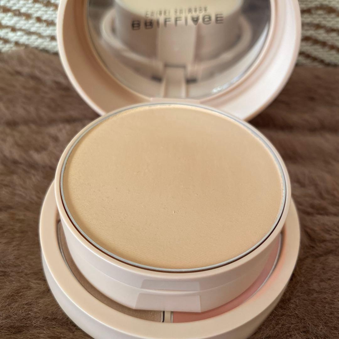 ブリリアージュオーセンティックエフォートレスシック20 下地.口紅セット