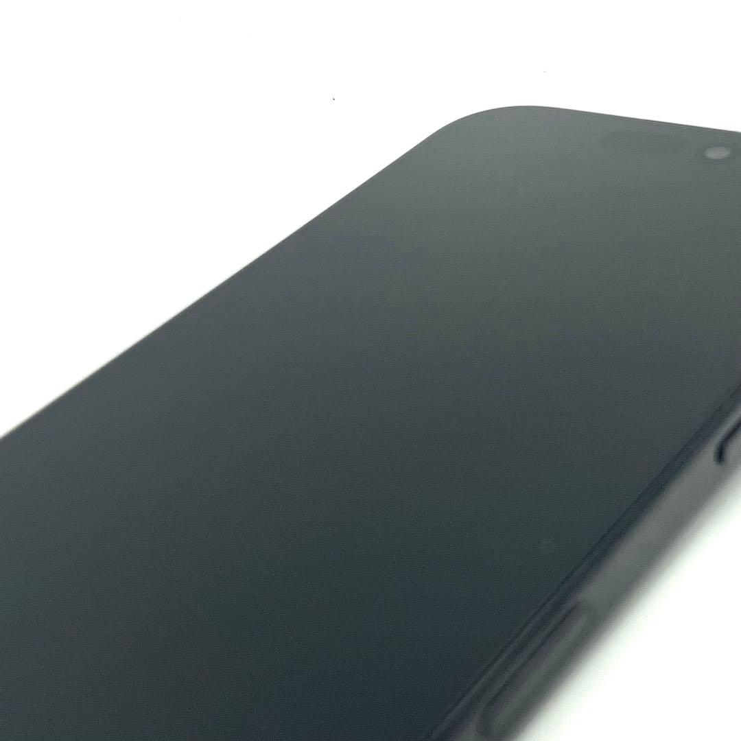 【ほぼ未使用】 iPhone 16 Pro ブラックチタン SIMフリー