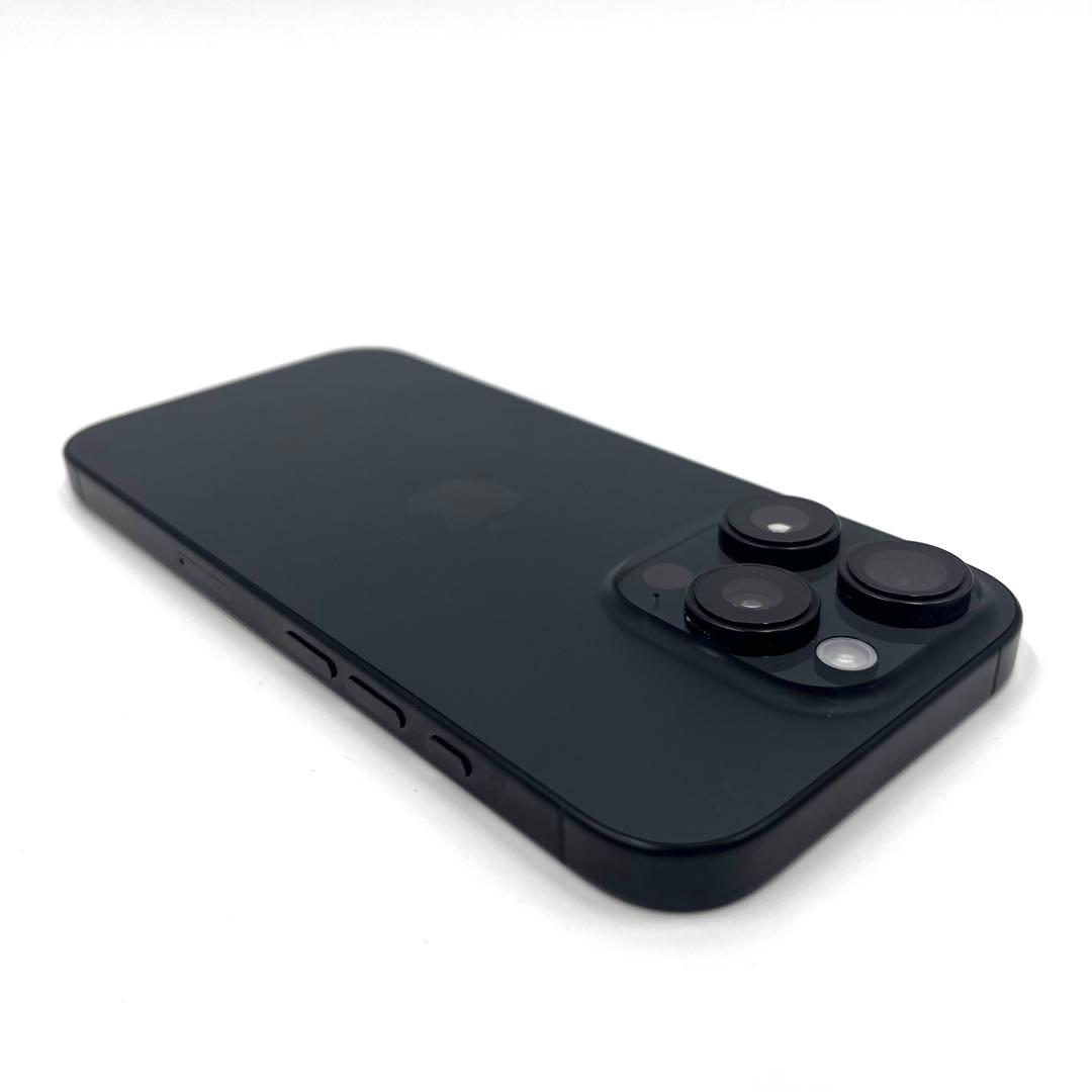 【ほぼ未使用】 iPhone 16 Pro ブラックチタン SIMフリー