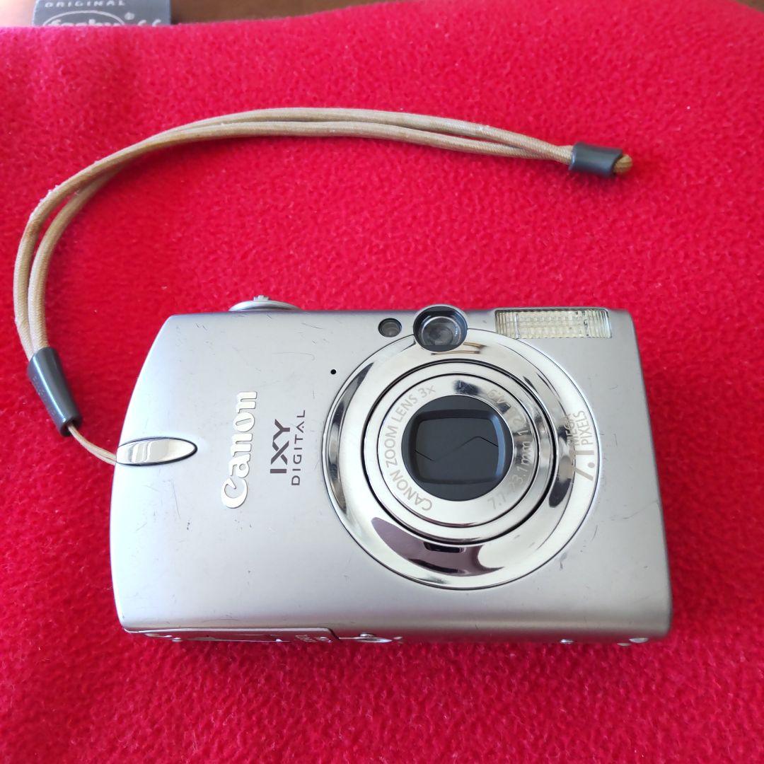 Canon IXY DIGITAL 600 コンパクトカメラ　シルバー