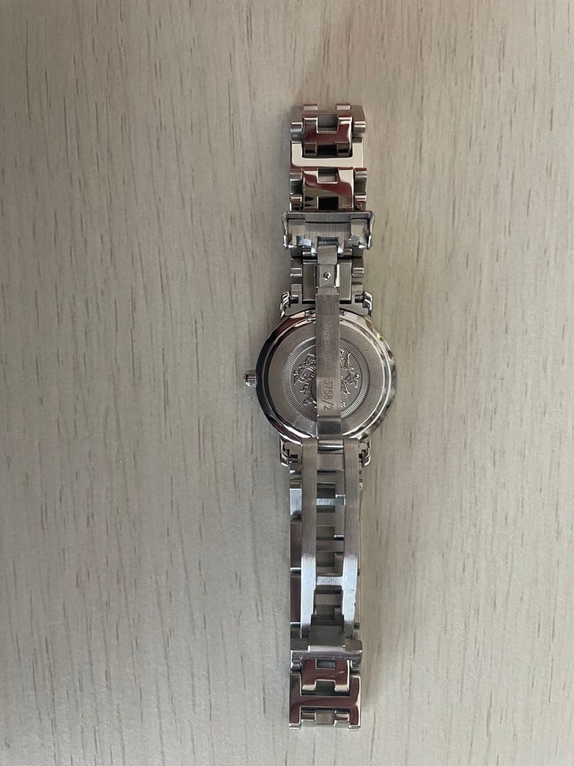 HERMES クリッパーシルバーホワイト　レディース腕時計