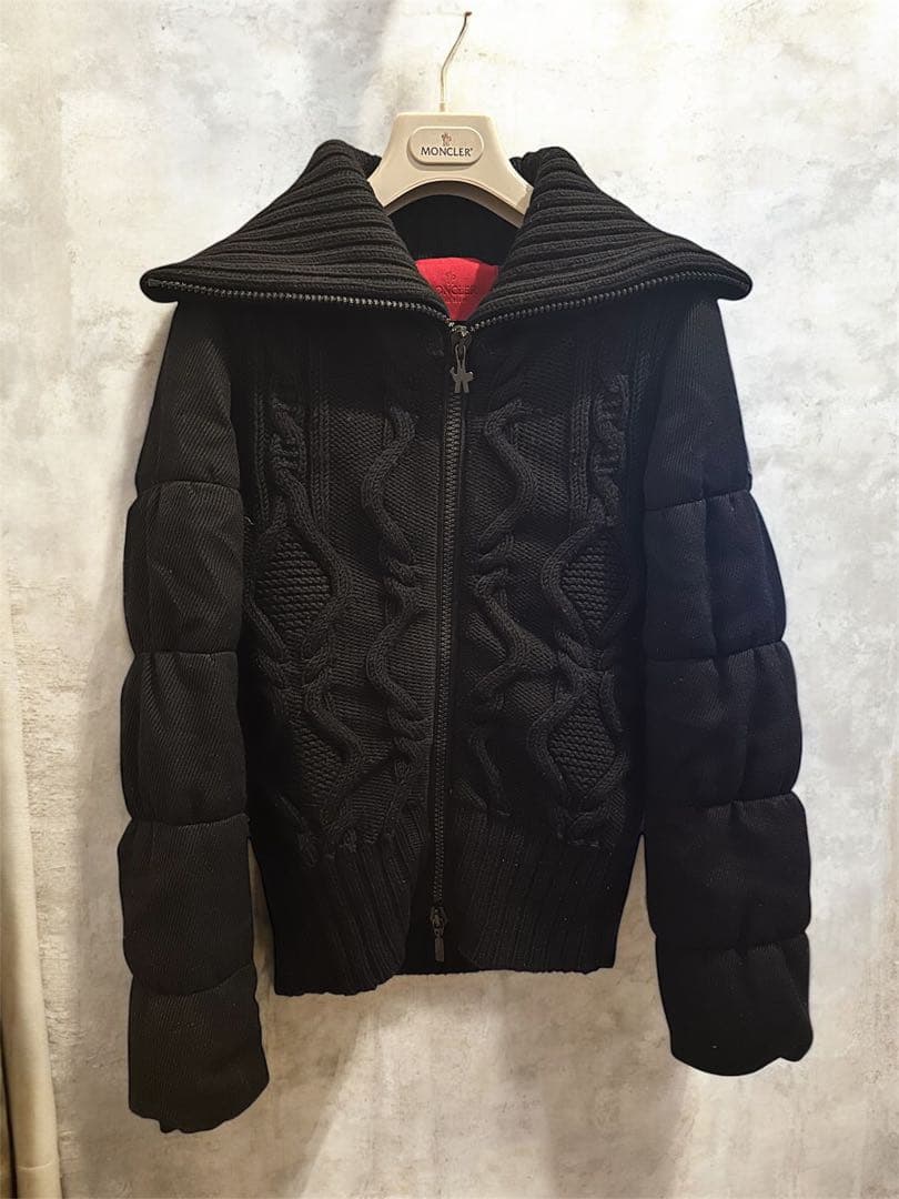 Moncler ケーブルニットダウンジャケット 黒