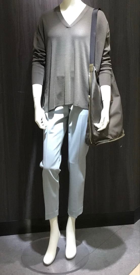 セオリーリュクス　ニット　セーター　レディース