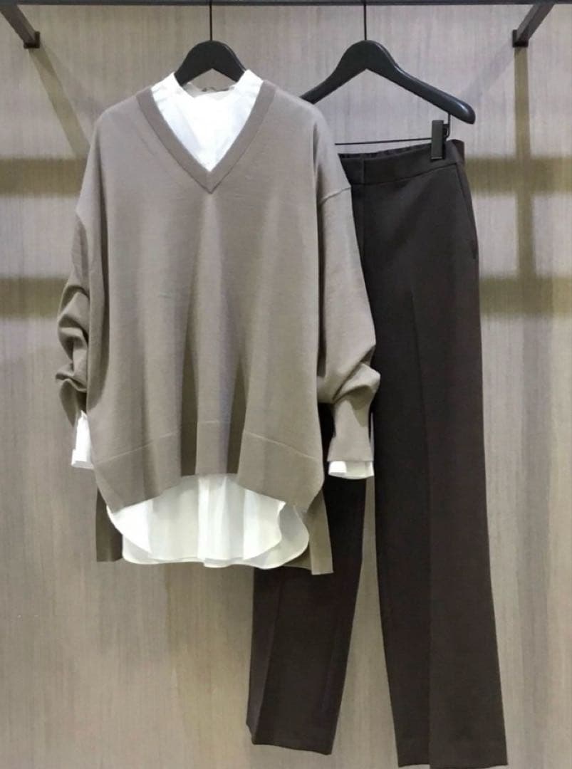 セオリーリュクス　ニット　セーター　レディース