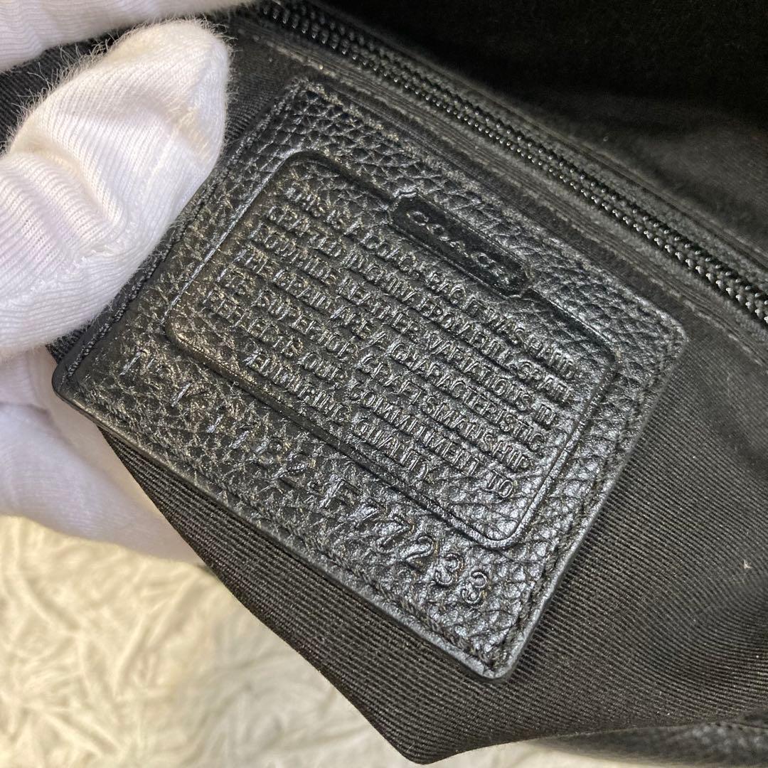 極美品 スリングバッグ ボディバッグ ウエストバッグ ブラック 黒