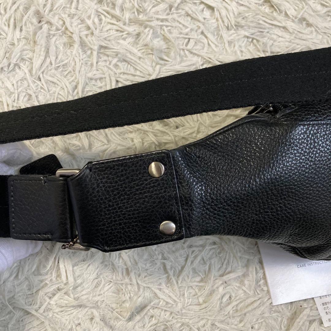 極美品 スリングバッグ ボディバッグ ウエストバッグ ブラック 黒