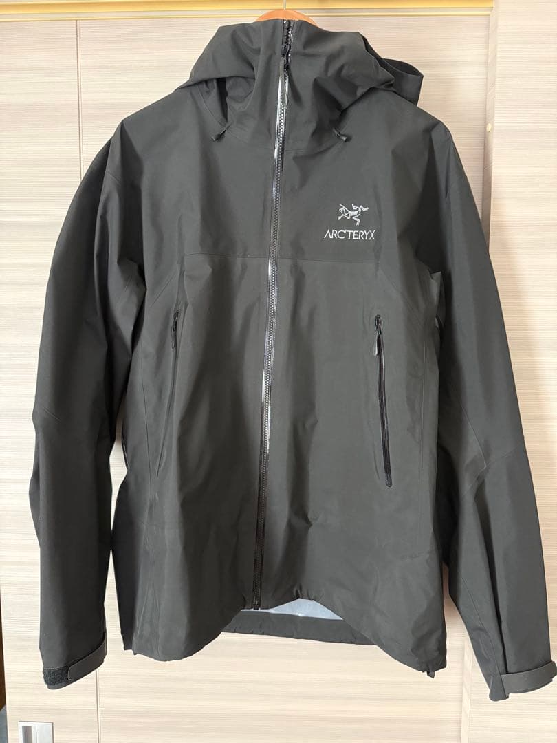 ジャケット・アウター ARC'TERYX Beta AR Jacket M - Stormhood