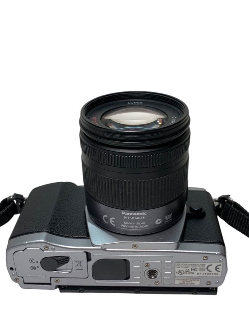 デジタルカメラ OLYMPUS OM-D E-M5 Panasonic h-fs014045