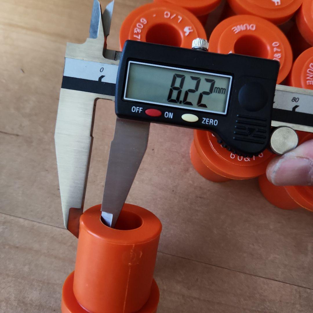 ランクル77用？　デューンポリエーテルブッシュ