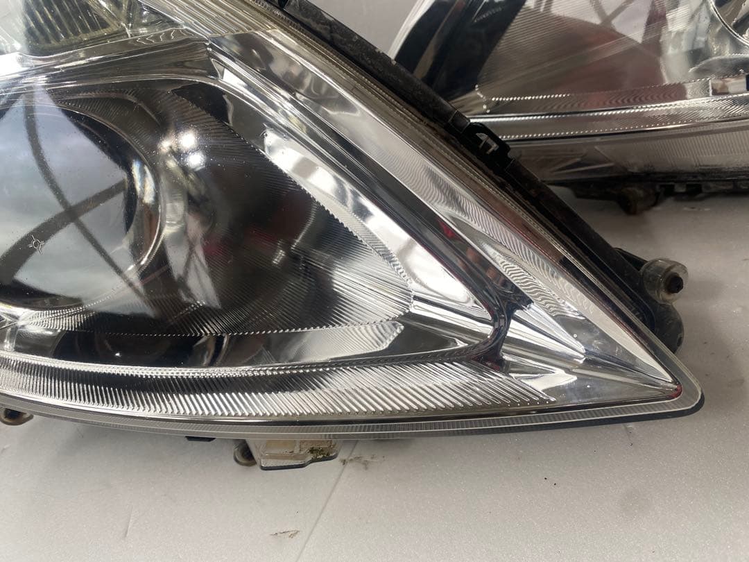 スイフト ZC72S ZC32S 純正HIDヘッ ドライト左右 美品