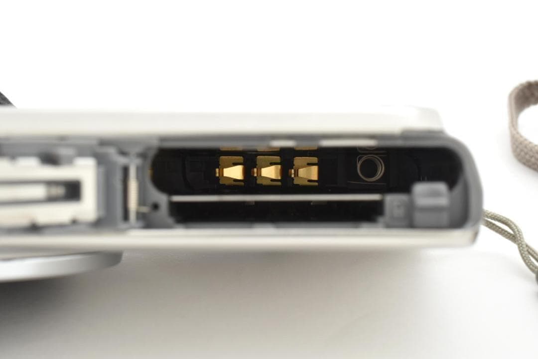 極美品 カシオ　CASIO EXILIM EX-ZS26 シルバー ＃A350