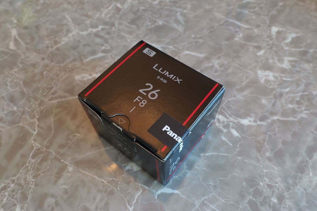 Panasonic LUMIX S 26mm F8 SR26 パンケーキ レンズ