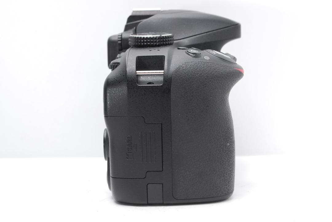 【新品級ショット数】Nikon D3300　スマホ転送　2416万画素高画質