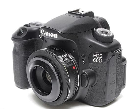 Canon EF 40mm f/2.8 STM 単焦点レンズ　+　専用フード