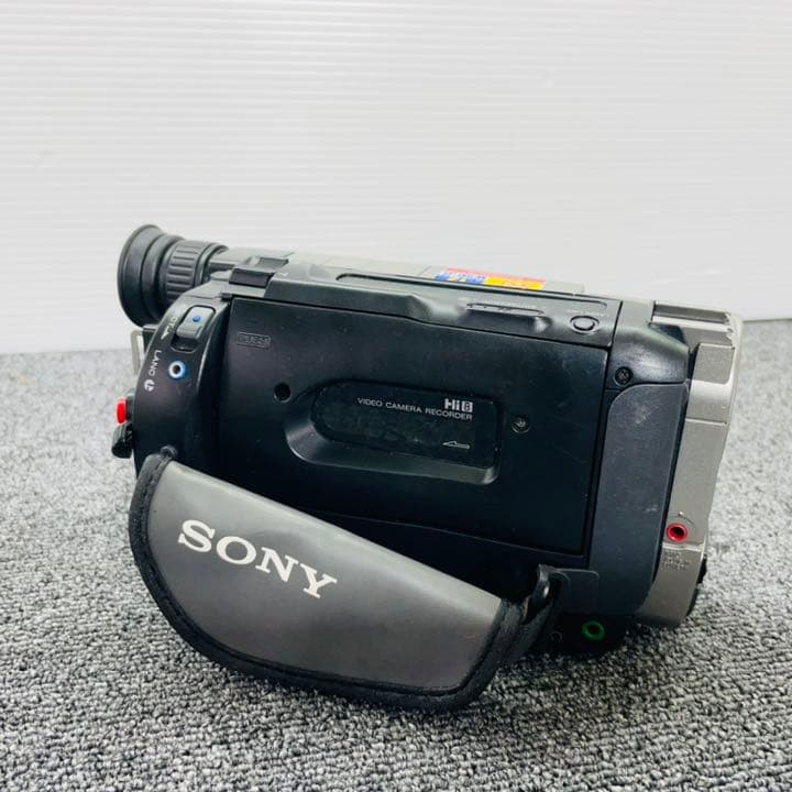 SONY ビデオカメラ　CCD-TRV65