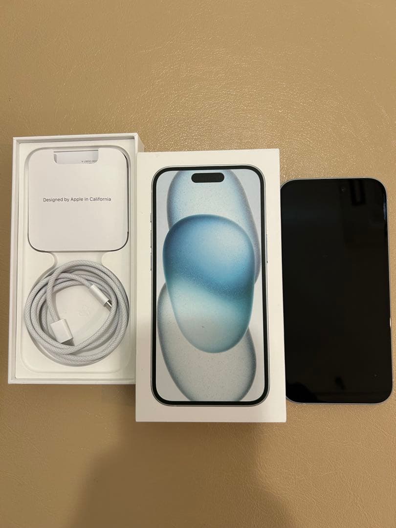 【新古品】Apple iPhone 15 本体