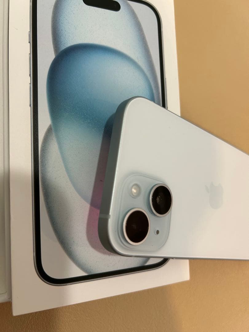 【新古品】Apple iPhone 15 本体