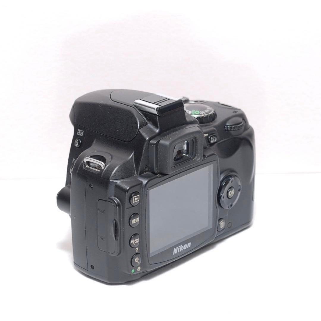 軽量で女性におすすめ✨Nikon D40X✨近くから遠くまで✨簡単操作✨