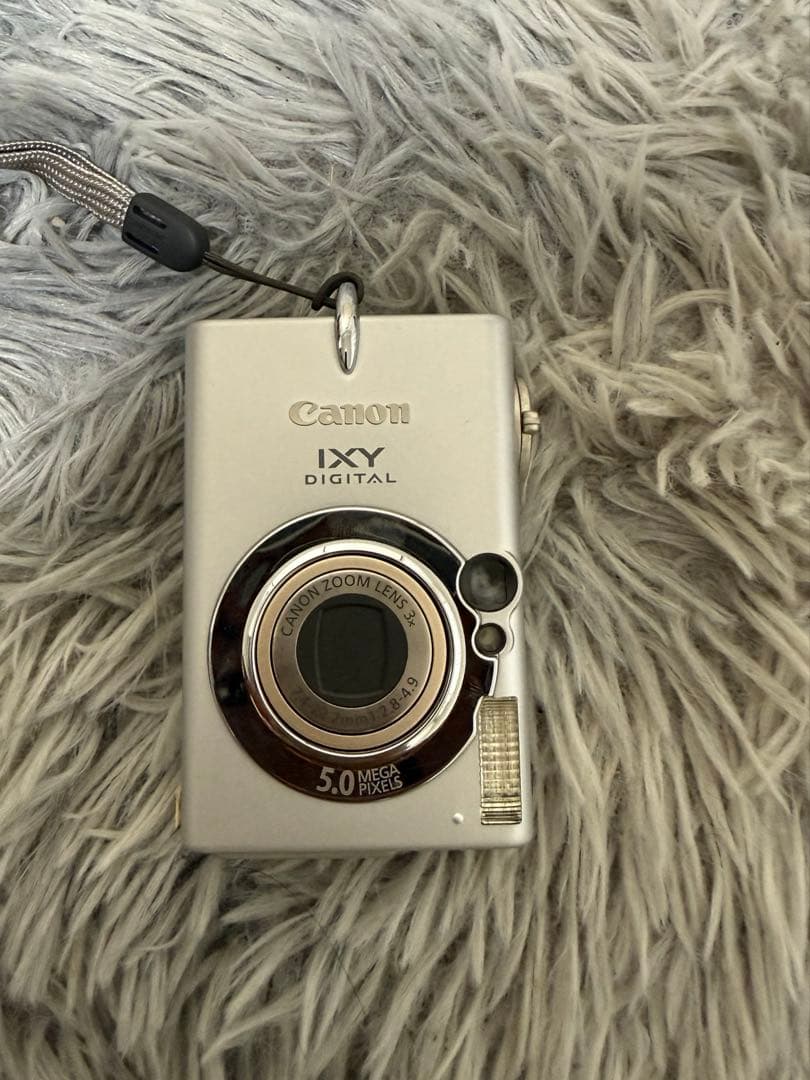 Canon IXY DIGITAL 500 本体と付属品