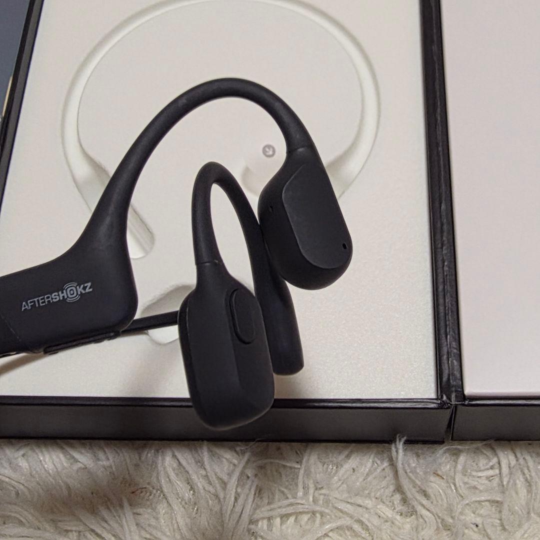 ★美品★ AFTERSHOKZ Aeropex AS800 骨伝導イヤホン