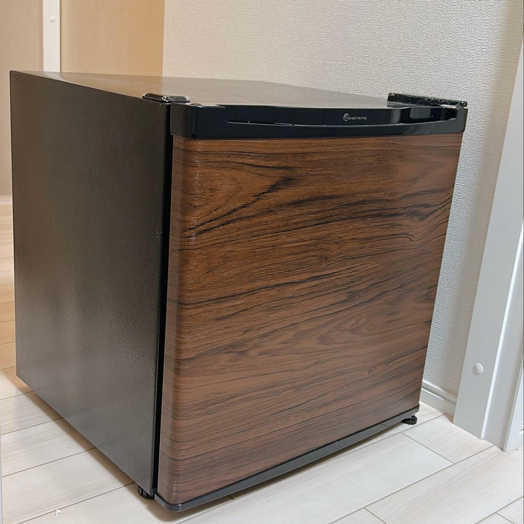 TOHOTAIYO 1ドア冷蔵庫 2022年製 31L TH-31RFS1-WD