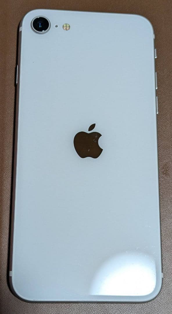 iPhone SE 第2世代 128GB ホワイト　最大容量82％