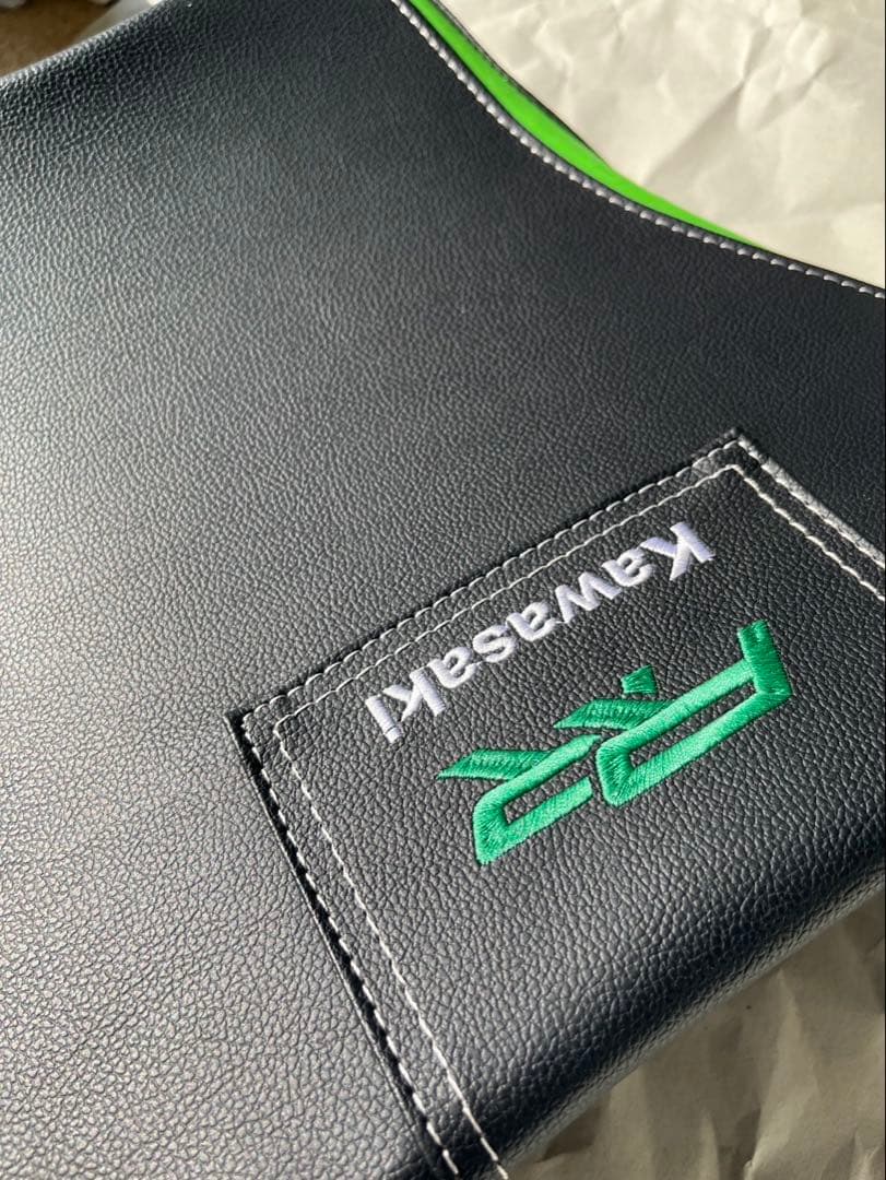 新品 zx4r zx25r カスタムスポーツシート 共通 Ninja カスタム