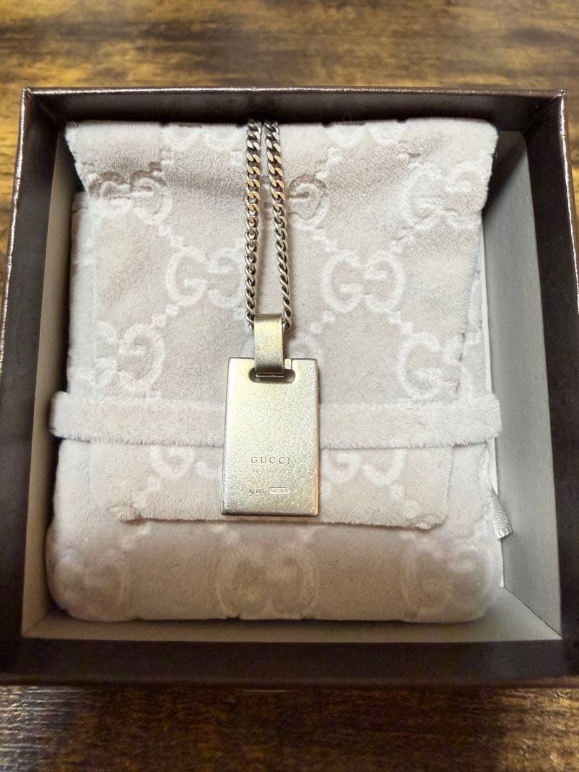 GUCCI グッチ ネックレス プレート シルバー 箱付き 正規品