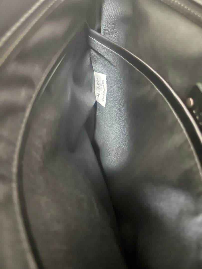 ボッテガヴェネタ編み込みレザーメッセンジャーバッグ