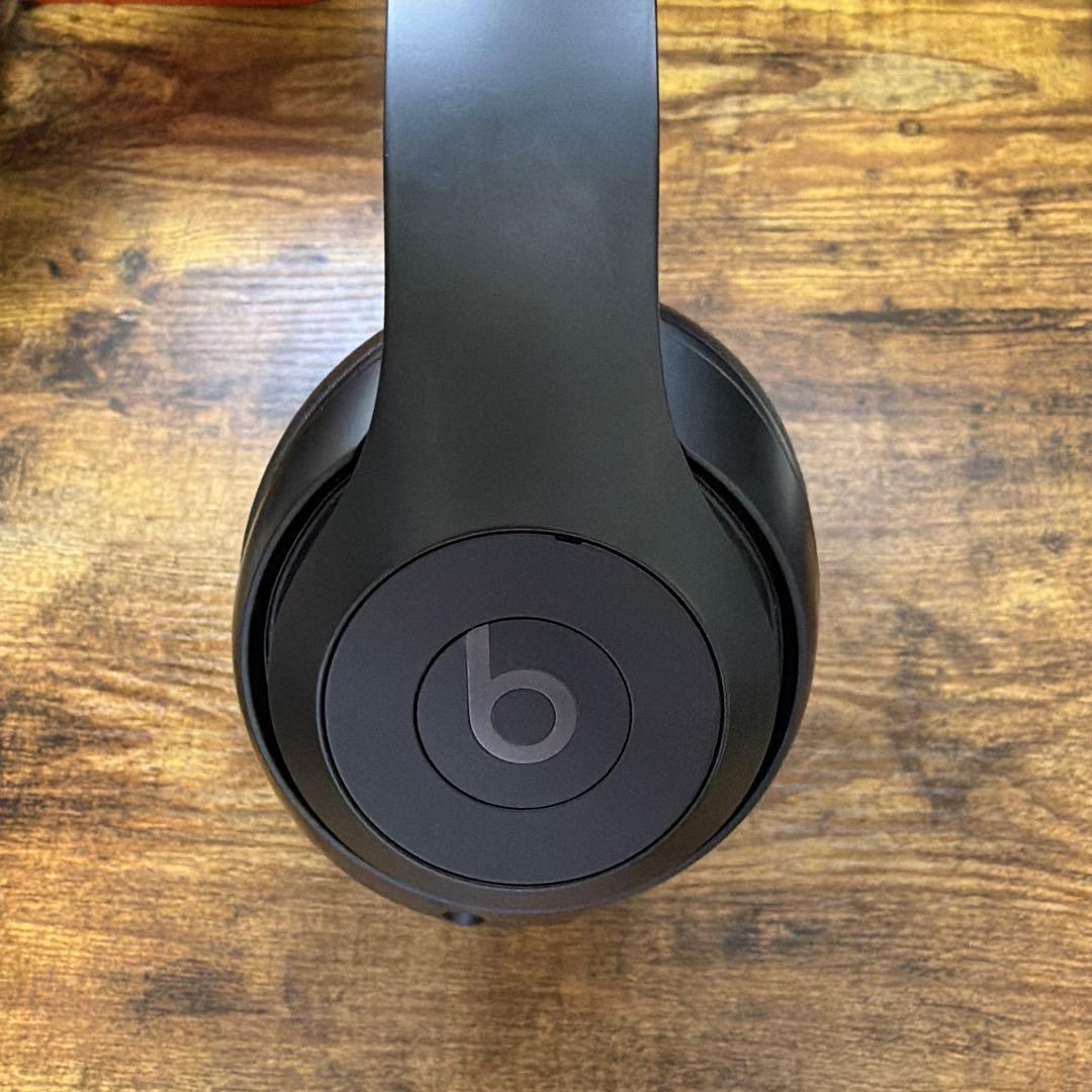 Beats Studio Pro ブラック