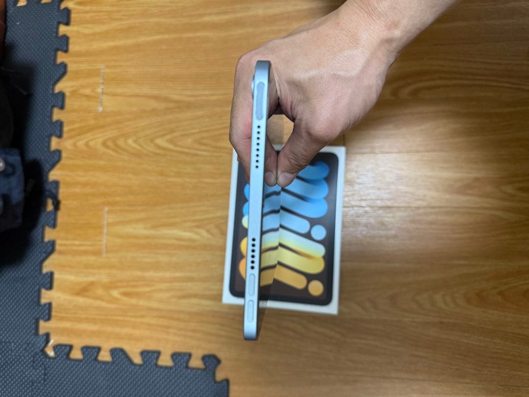 美品Apple iPadmini 第7世代　ブルー　a17pro 128GB