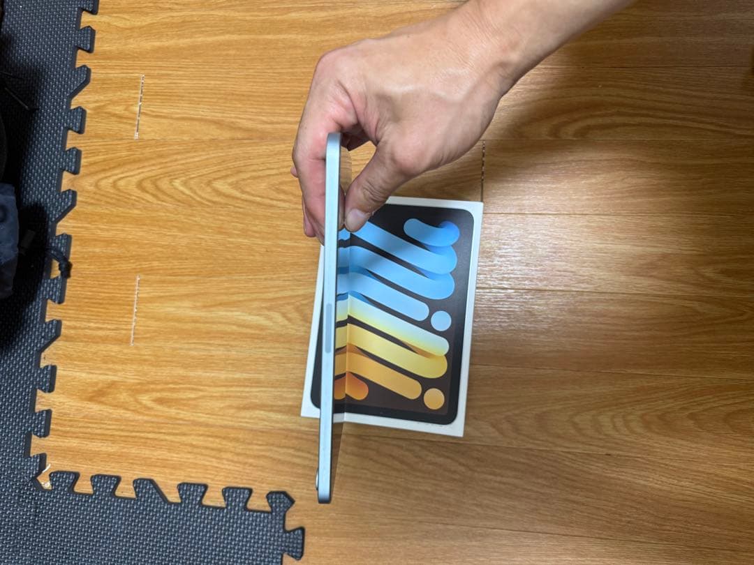 美品Apple iPadmini 第7世代　ブルー　a17pro 128GB