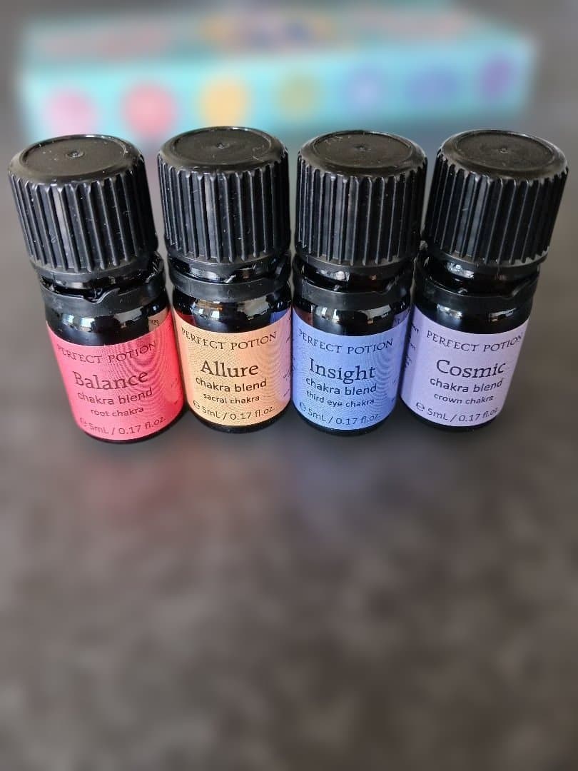 パーフェクトポーション　チャクラ　オイルキット　ブレンド　精油