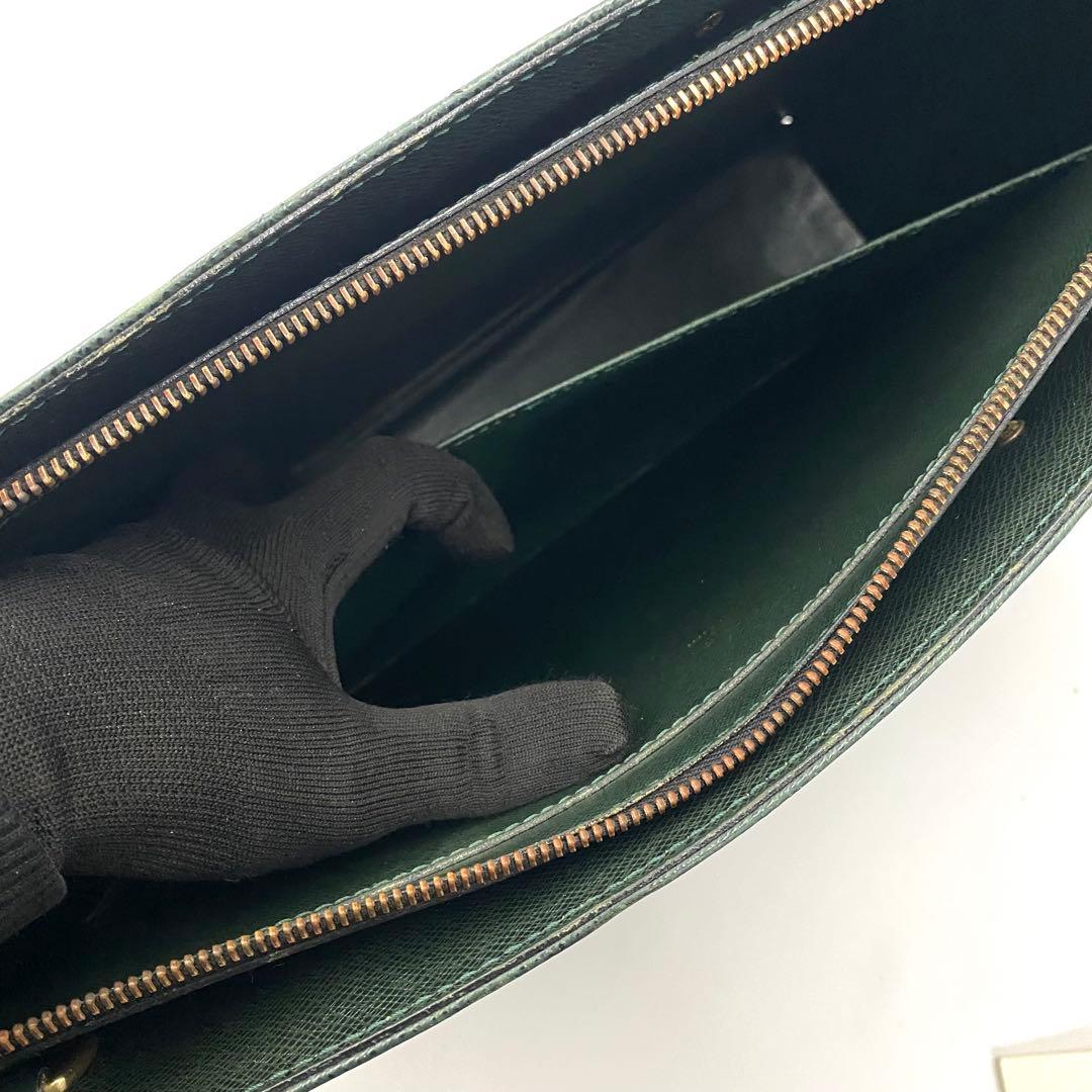 ルイヴィトン タイガ ポルトドキュマン ロザン メンズ ビジネスバッグ エピセア