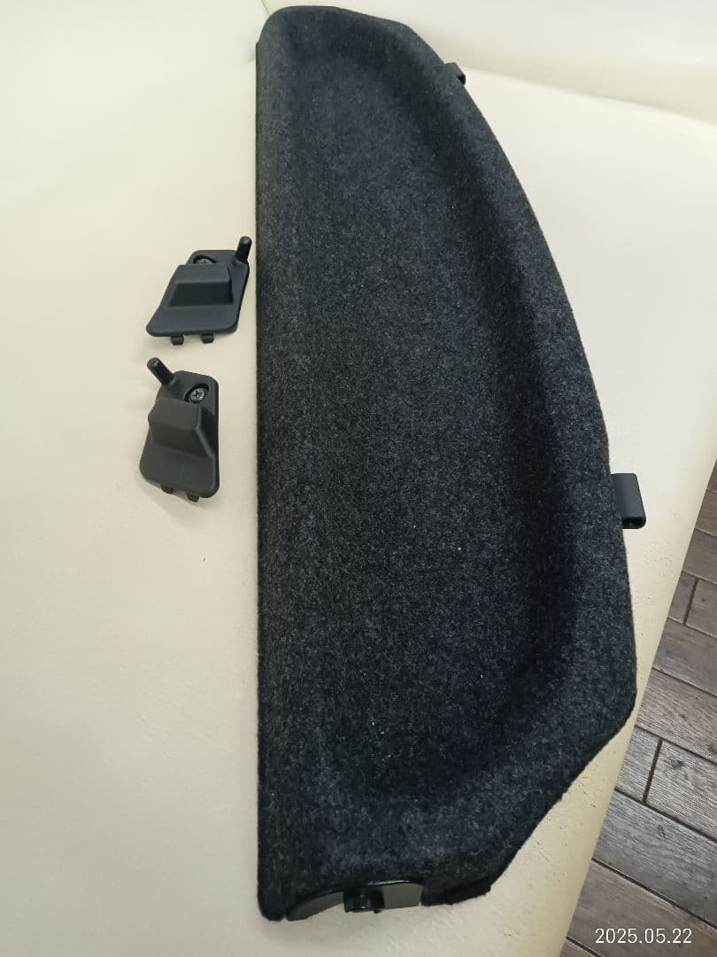 ダイハツエッセDBA-L235純正オプショントノカバートランクカバー