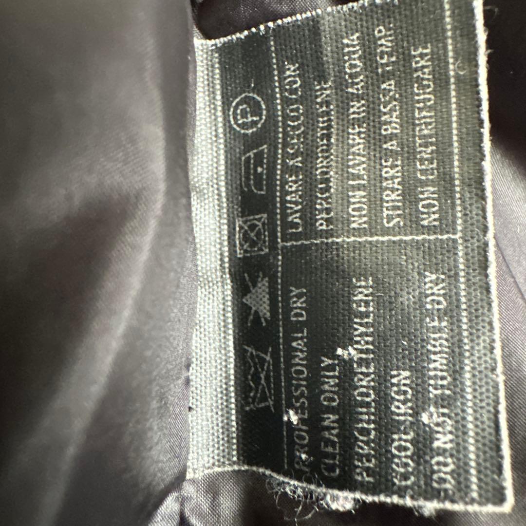 Salvatore Ferragamo ブラックダウンジャケット 42