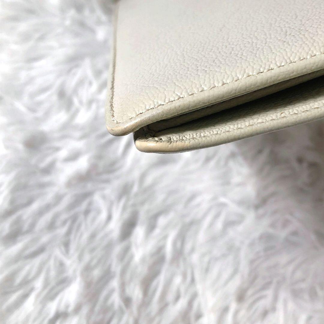 シャネル　CHANEL　ココマーク　レザー　メンズ　長財布　白　ビンテージ