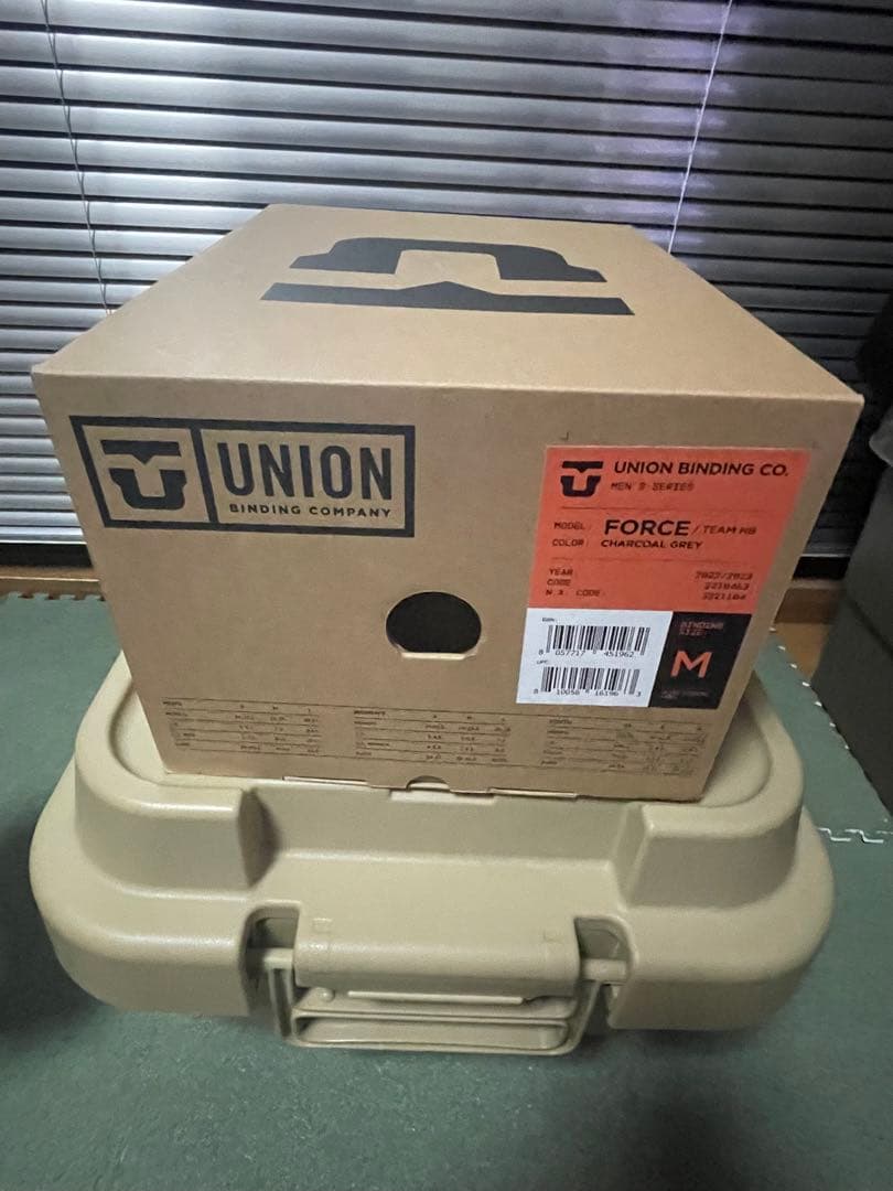 UNION スノーボード ビンディング フォース　Mサイズ　グレー
