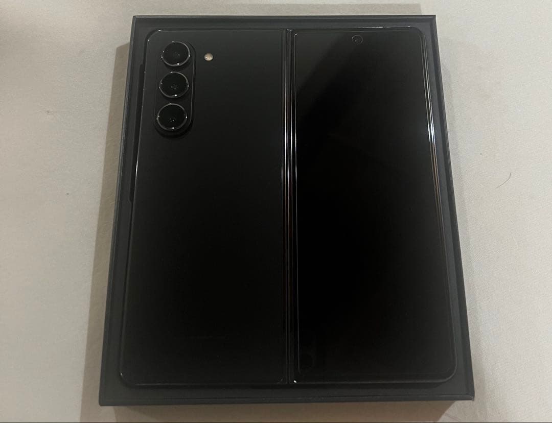 Galaxy Z Fold5 512GB ファントムブラック SIM フリー