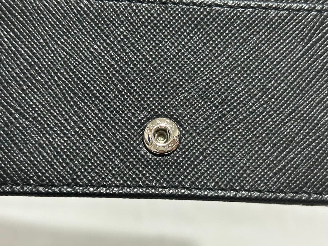 新品　PRADA ブラック レザー 名刺入れ