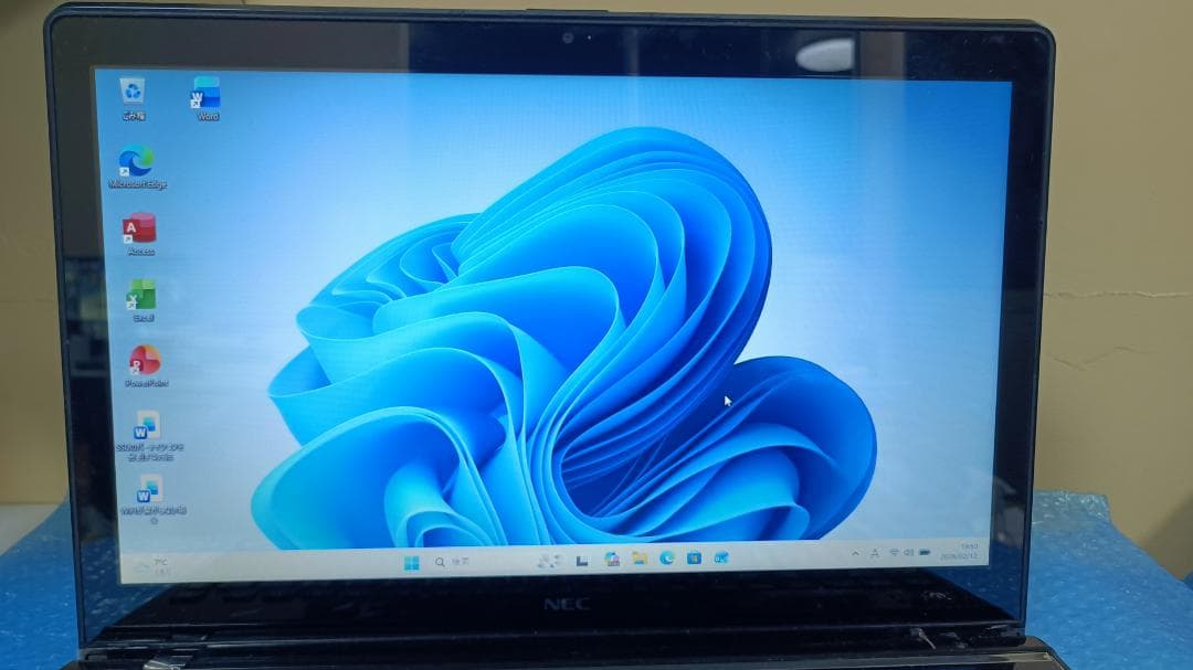 タッチ機能 Blu-ray ノートパソコンNEC Core i5 SSD