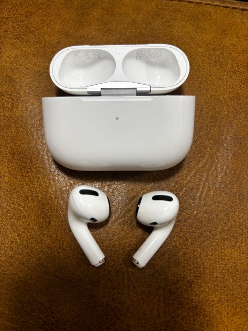 AirPodsPro ホワイト 充電ケース付き