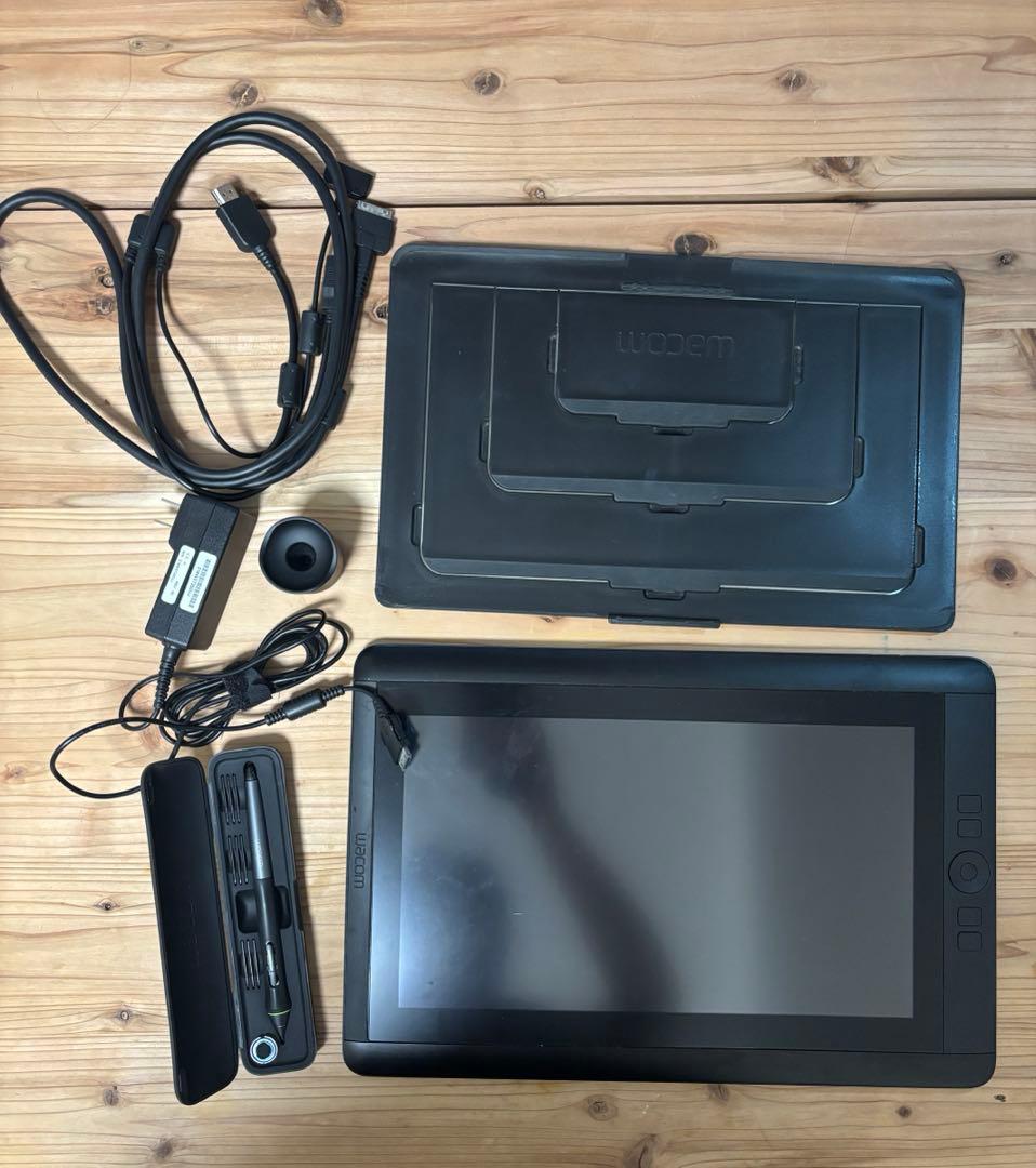 wacom Cintiq 13HD DTK-1300液晶ペンタブレット