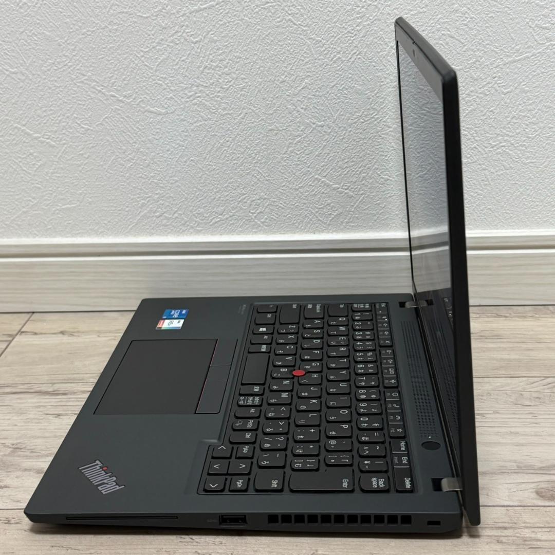 高性能♫お手頃価格♬ ThinkPad i5 11世代 メモリ8GB 256GB