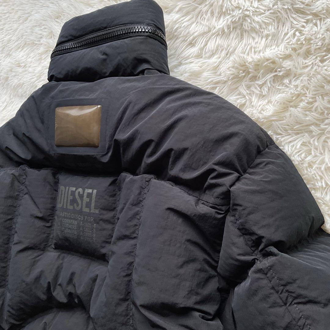 現行✨DIESEL ダウンジャケット　キルティング　M 黒　ショート丈　エンボス